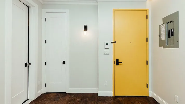 Rented by Nooklyn NYC LLC | media 47