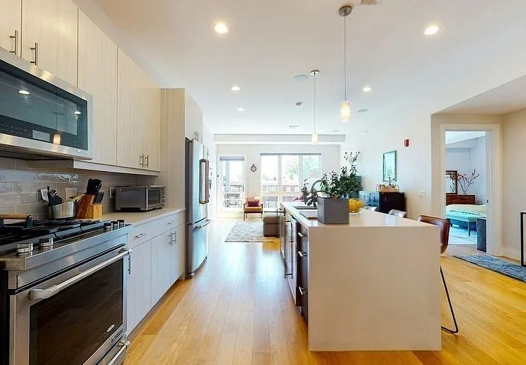 488 Dorchester Ave #4H — Photo 5