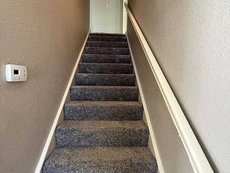 1502 Heather Ct — Photo 11
