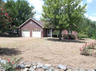 2810 Marion Anderson Rd, Hot Springs, AR 71913