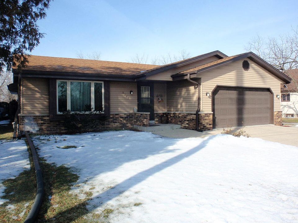 1st image of 8247 N Teutonia Ave