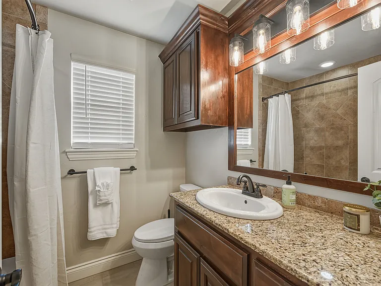 4801 NW 152nd St — Photo 32