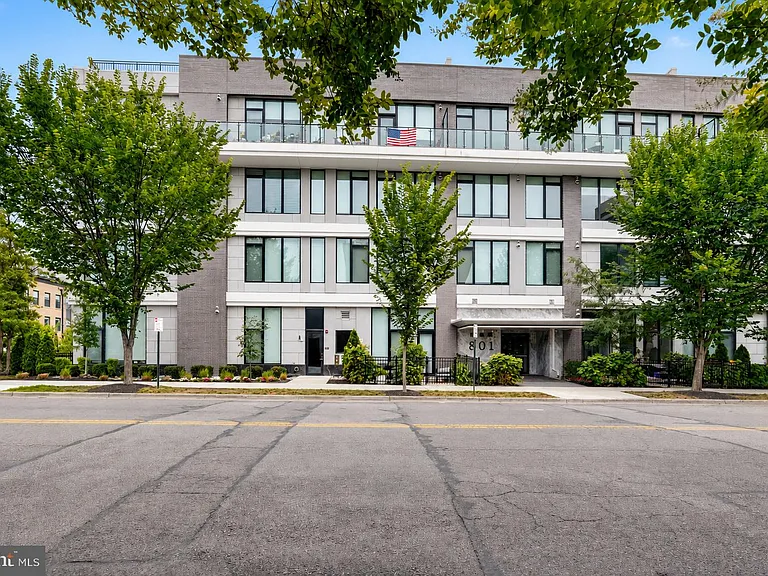 801 N Fairfax St #137 — Photo 18