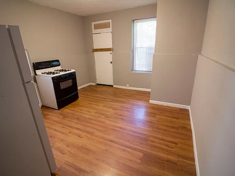 2835 Miami St #37 — Photo 9