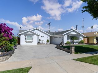 19952 Gloucester Ln, Huntington Beach, CA 92646