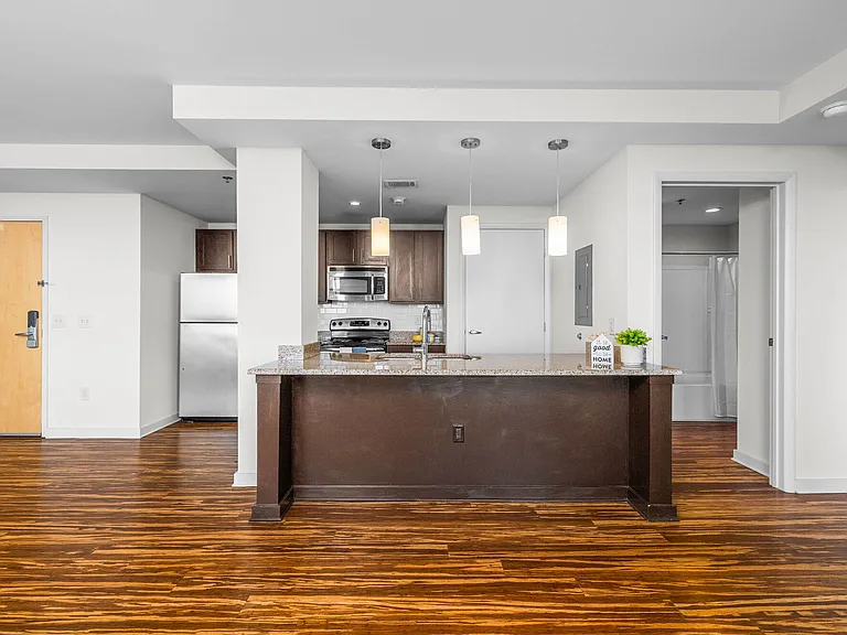 401 Cherry St — Photo 31
