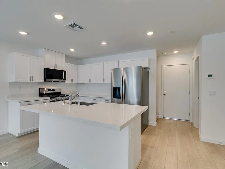 945 Jigglypuff Pl — Photo 21