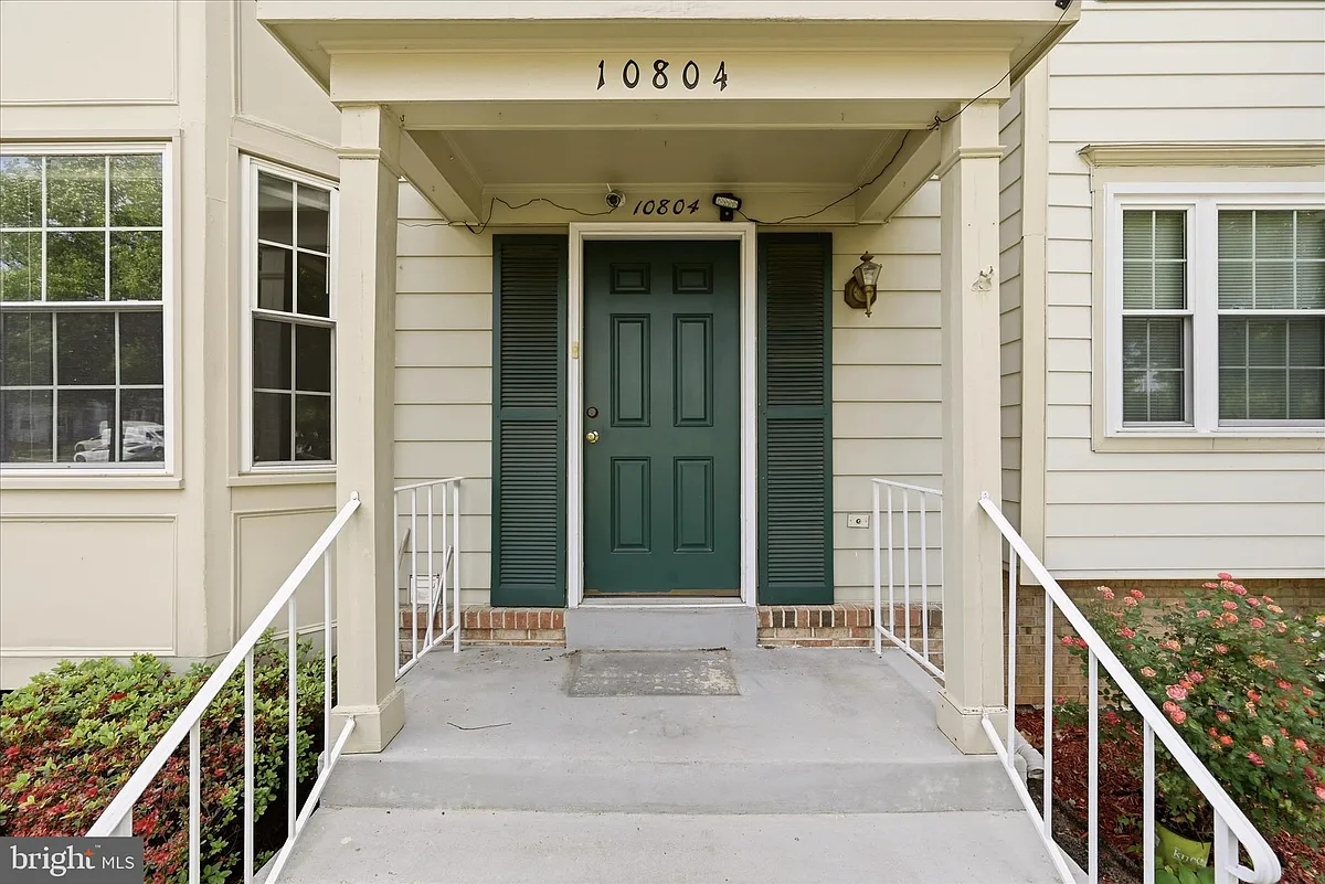 Building Photo - 10804 Stone Hill Ln