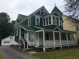 34-34A Holyoke St, Easthampton, MA 01027