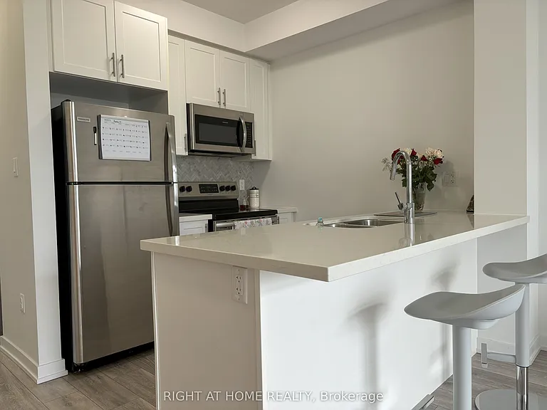 125 Shoreview Pl #519 — Photo 10