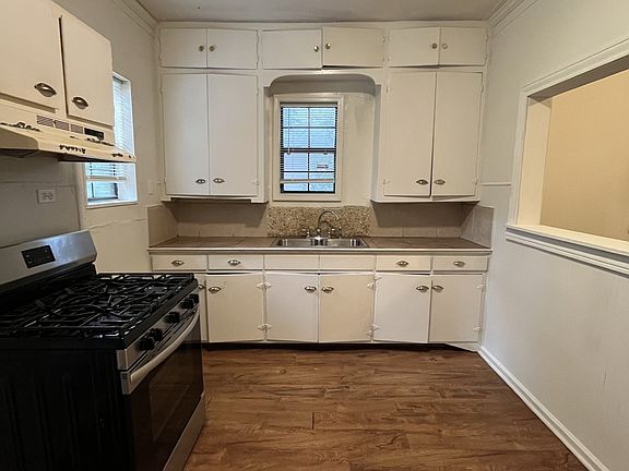 5th image of 2545 12th St