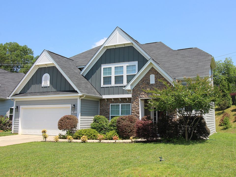 1st image of 703 Sugarberry Ln