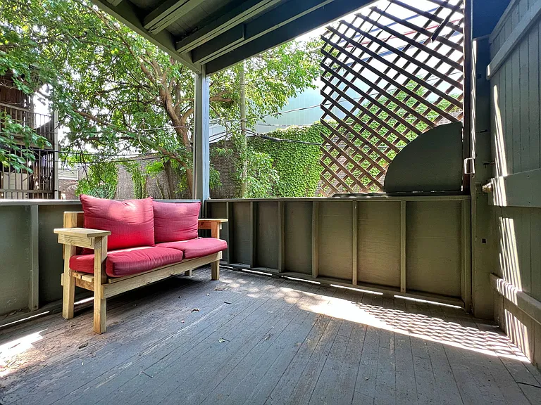 4425 John R. — Photo 9