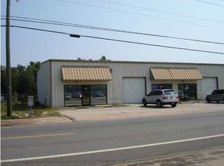 5836 Commerce Rd, Milton, FL 32583