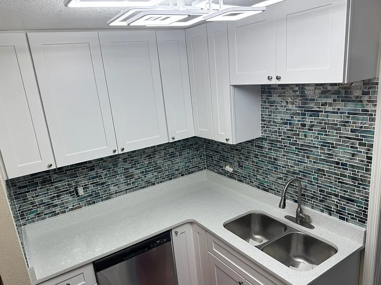 Upgraded kitchen backsplash