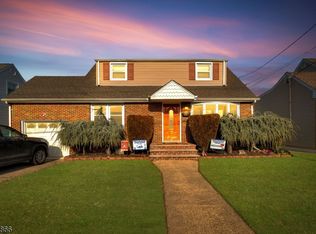 20 Bergen Ave, North Arlington Boro, NJ 07031