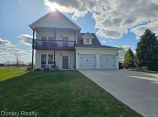 758 S Deer Run Dr, Mount Pleasant, MI 48858