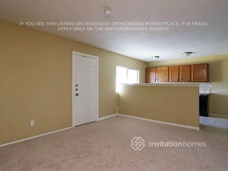 656 Priscilla Ln — Photo 11