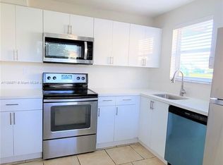 11200 SW 13th St APT 103, Hollywood, FL 33025