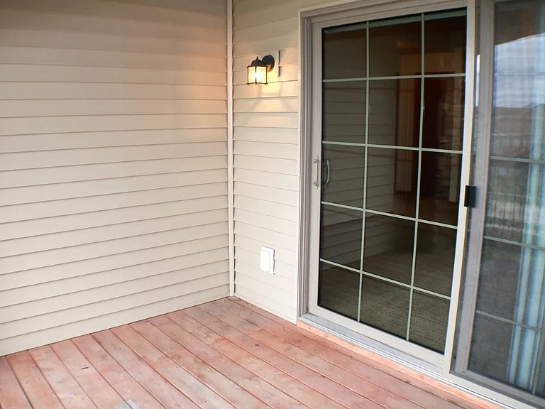 565 Pond View Drive — Photo 21