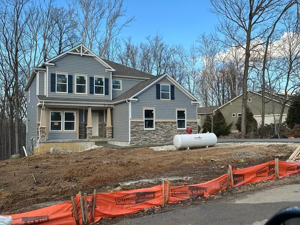 5000 N Muirfield Dr, Bloomington, IN 47404