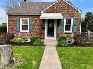 115 Spring Crest Blvd, Sinking Spring, PA 19608