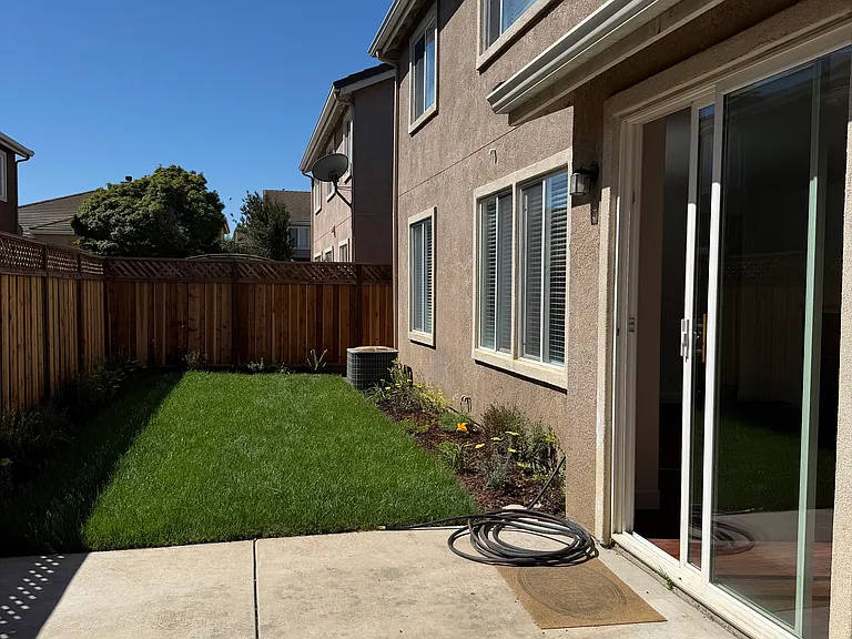 8922 Del Rio Cir — Photo 66
