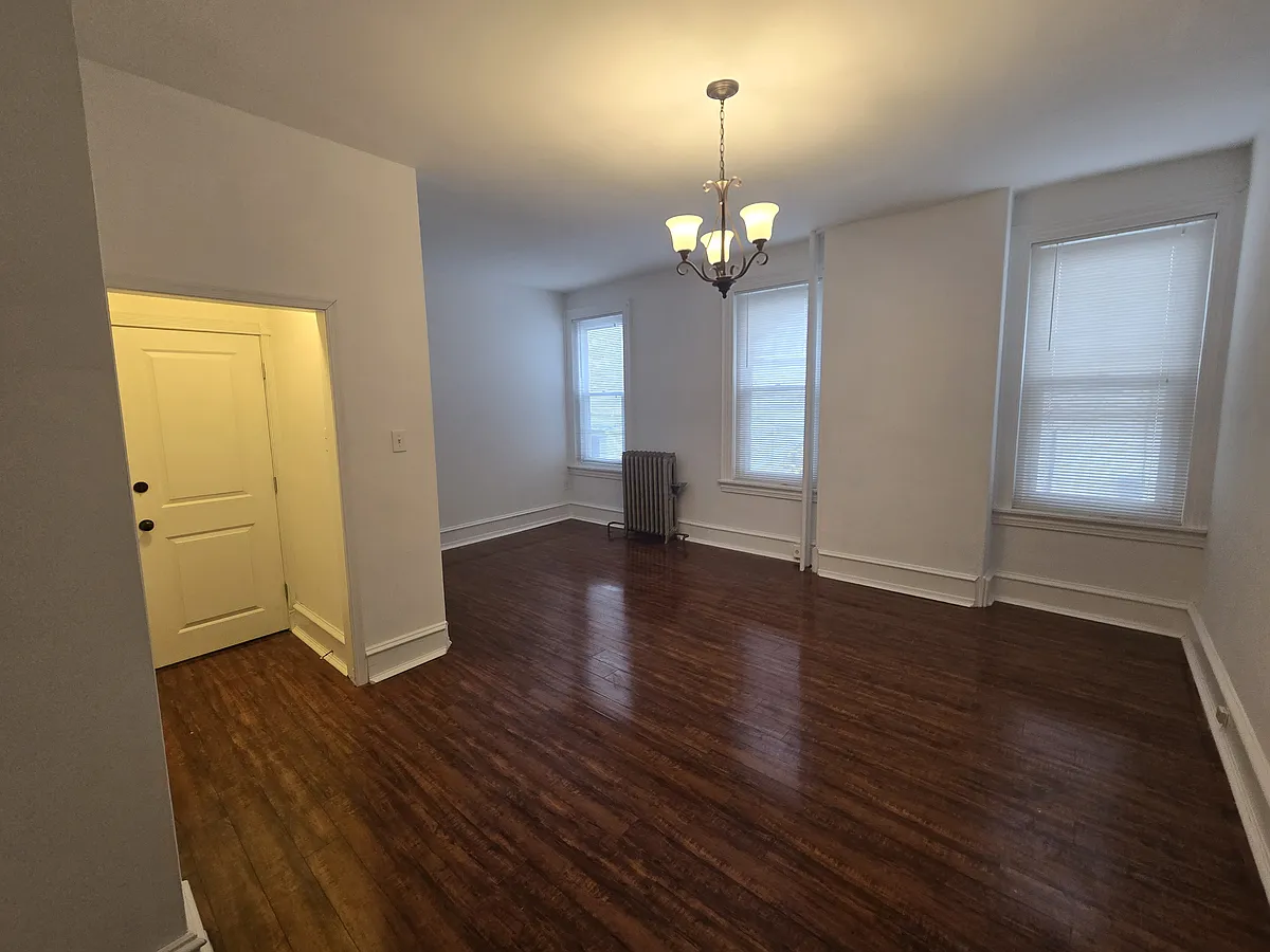 Building Photo - 4354 Manayunk Ave #1