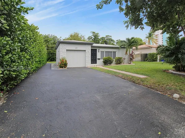 231 NE 43rd St, Miami, FL 33137