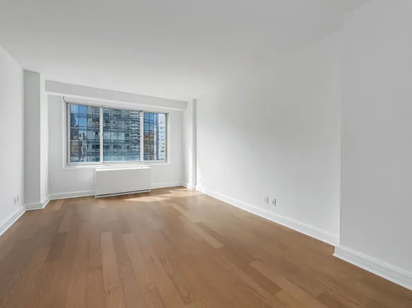 254 East 68th Street image 9 of 13