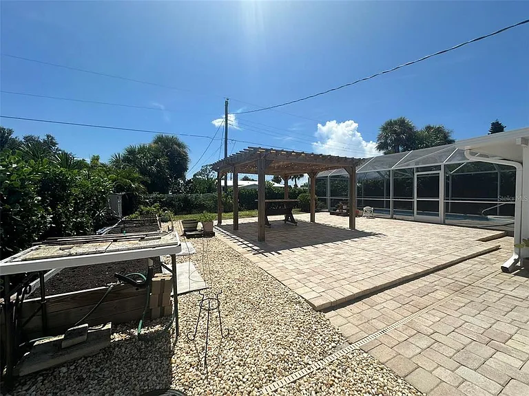 1575 Loralin Dr — Photo 38