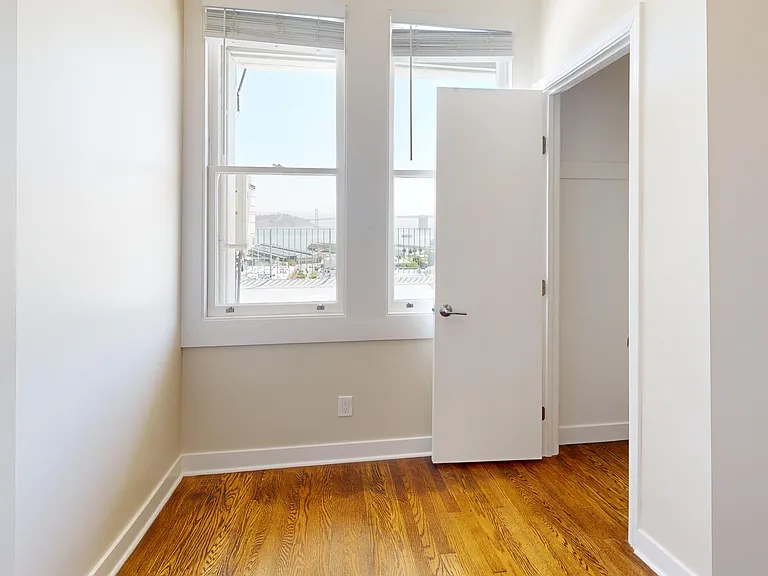 267-273 Green Street — Photo 17
