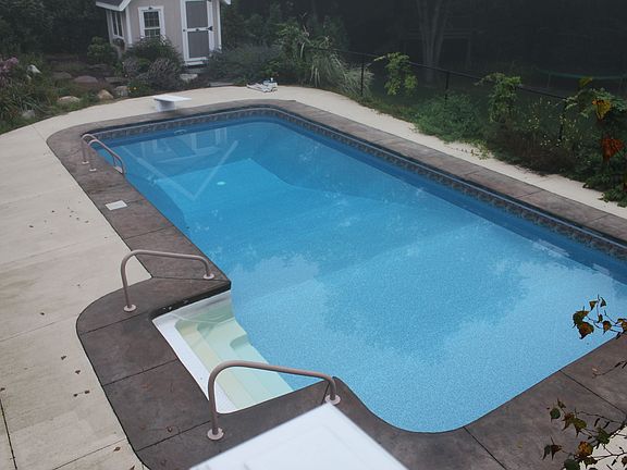 Heated swimming pool for lots of fun in the sun! 