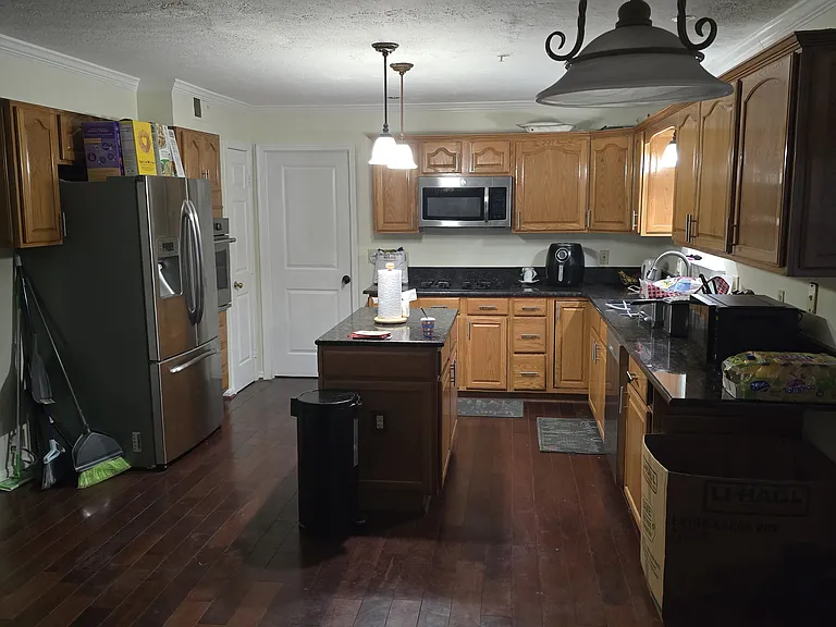 2900 Ritchie Marlboro Rd — Photo 2