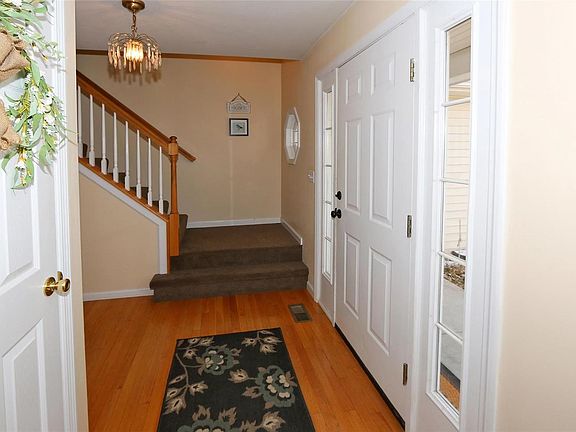 4th image of 1048 Johanna Dr