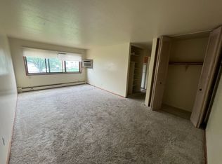 101 Charles St NE #7, Minneapolis, MN 55432