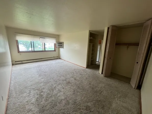 101 Charles St NE, Fridley, MN