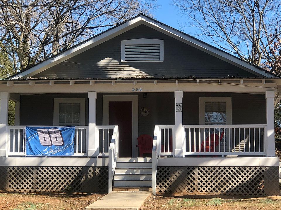 1st image of 306 Martin Luther King Jr Dr