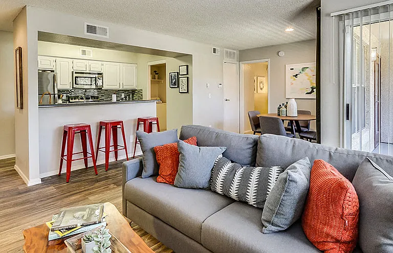 Madera Point Apartments — Photo 6