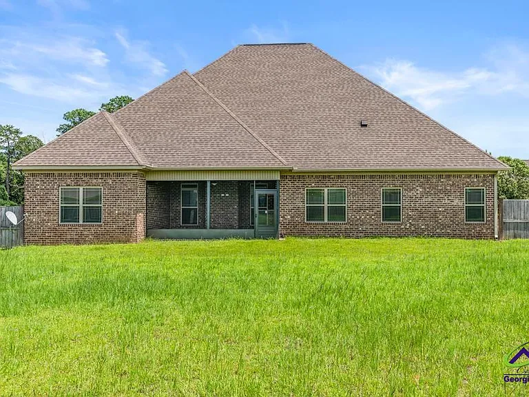 1052 Chattahoochee Dr — Photo 47