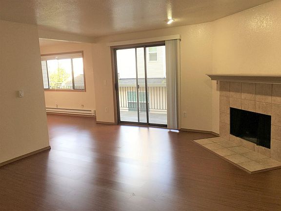 Spacious 1,041sf of living space