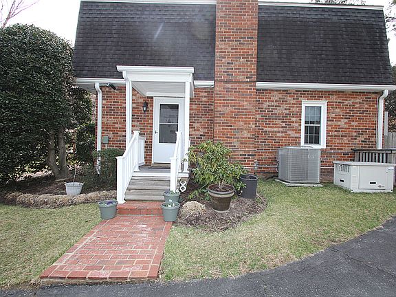 4th image of 9211 Lyndonway Dr