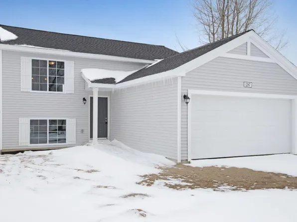 5484 Mammoth Dr, Caledonia, MI 49316