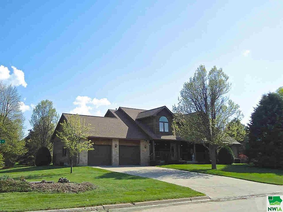 1st image of 3202 Leona Dr
