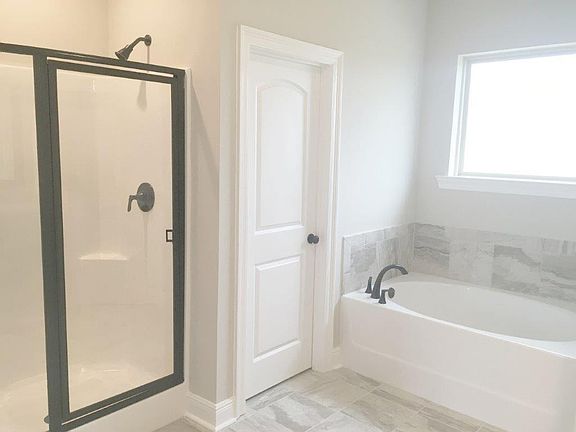 5th image of 2111 Orleans Dr