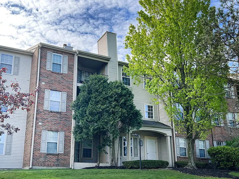 Woodhills Apartments — Photo 7