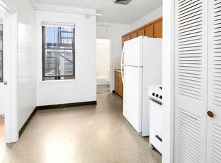 790 Main St APT 8, Cambridge, MA 02139