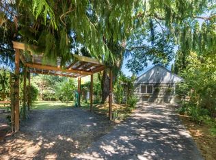 1277 Sunny Dr, Eugene, OR 97404