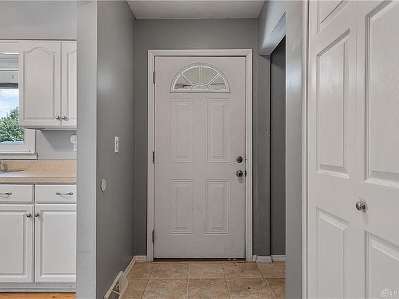 5th image of 314 Regent Dr