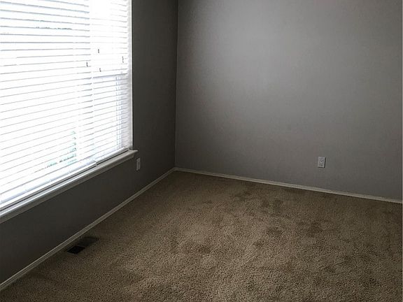 3rd image of 305 E Belair Dr